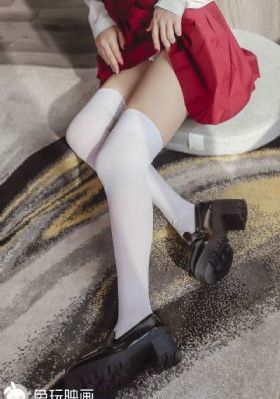 善良的美女秘书