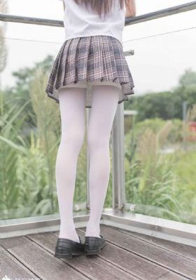 被闺蜜强啪百合小说h