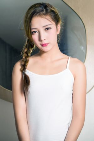 女机械人