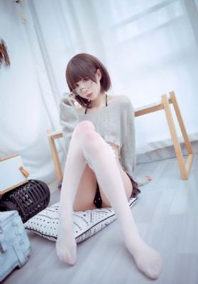 黑色的皮肤上哭泣的女人在线观看